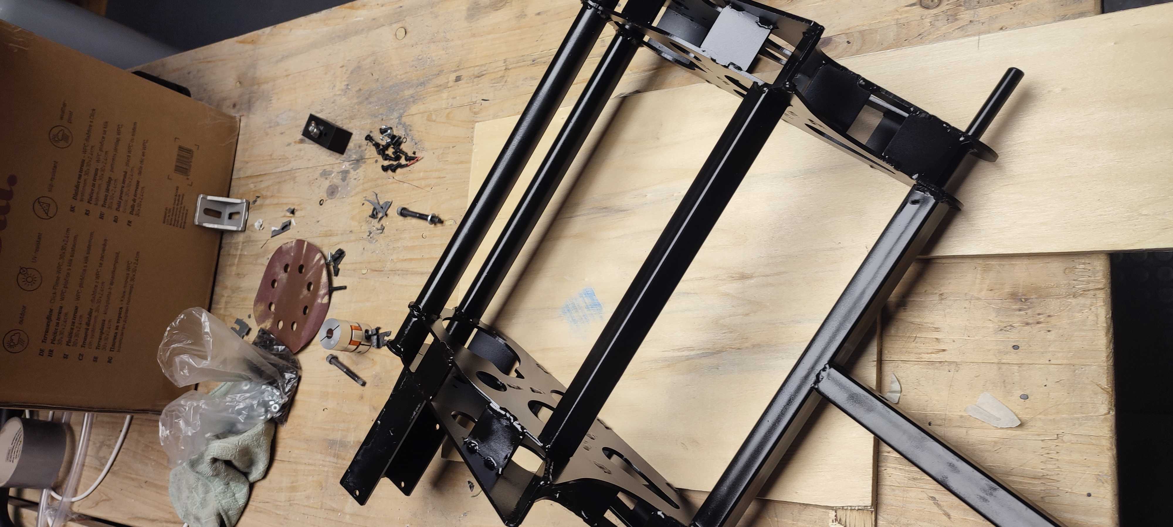 Fully welded, powder-coated black drive unit frame